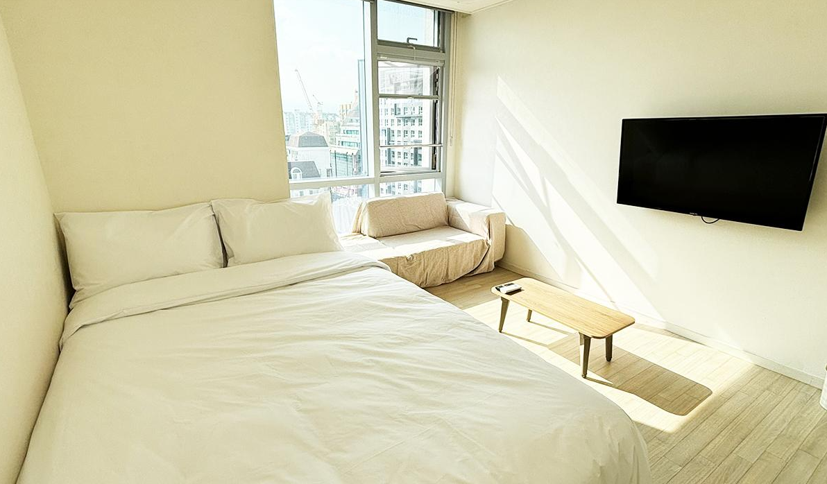 room-card-img-2